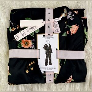 NWT Victoria’s Secret Satin Pajama Set BLACK FLORAL SZ M MEDIUM NEW RELEASE!